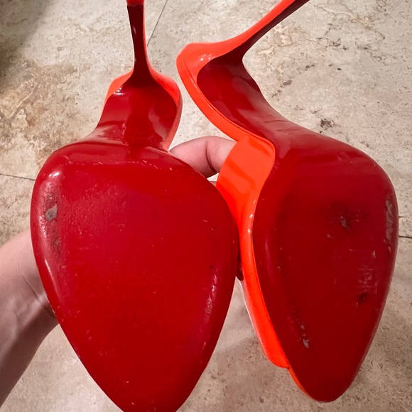 Christian Louboutin Me Dolly - Picture 4 of 5